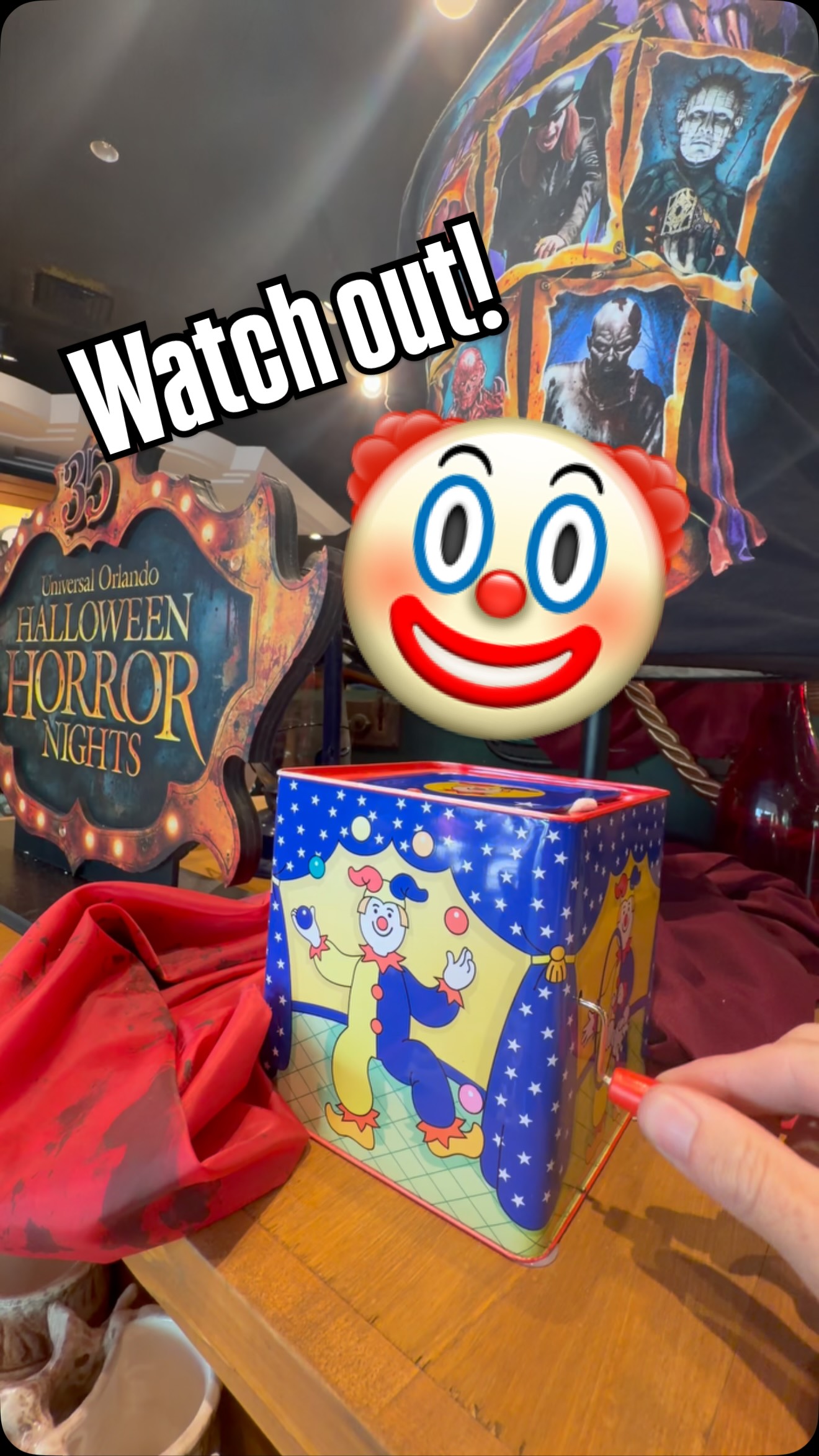 It’s TRULY the most wonderful time of the year. I love Halloween. Be sure to follow @hhnstagram for all things spooky from @universalorlando & @horrornightsorl! 🤡
-
#horrornights #halloween #universal