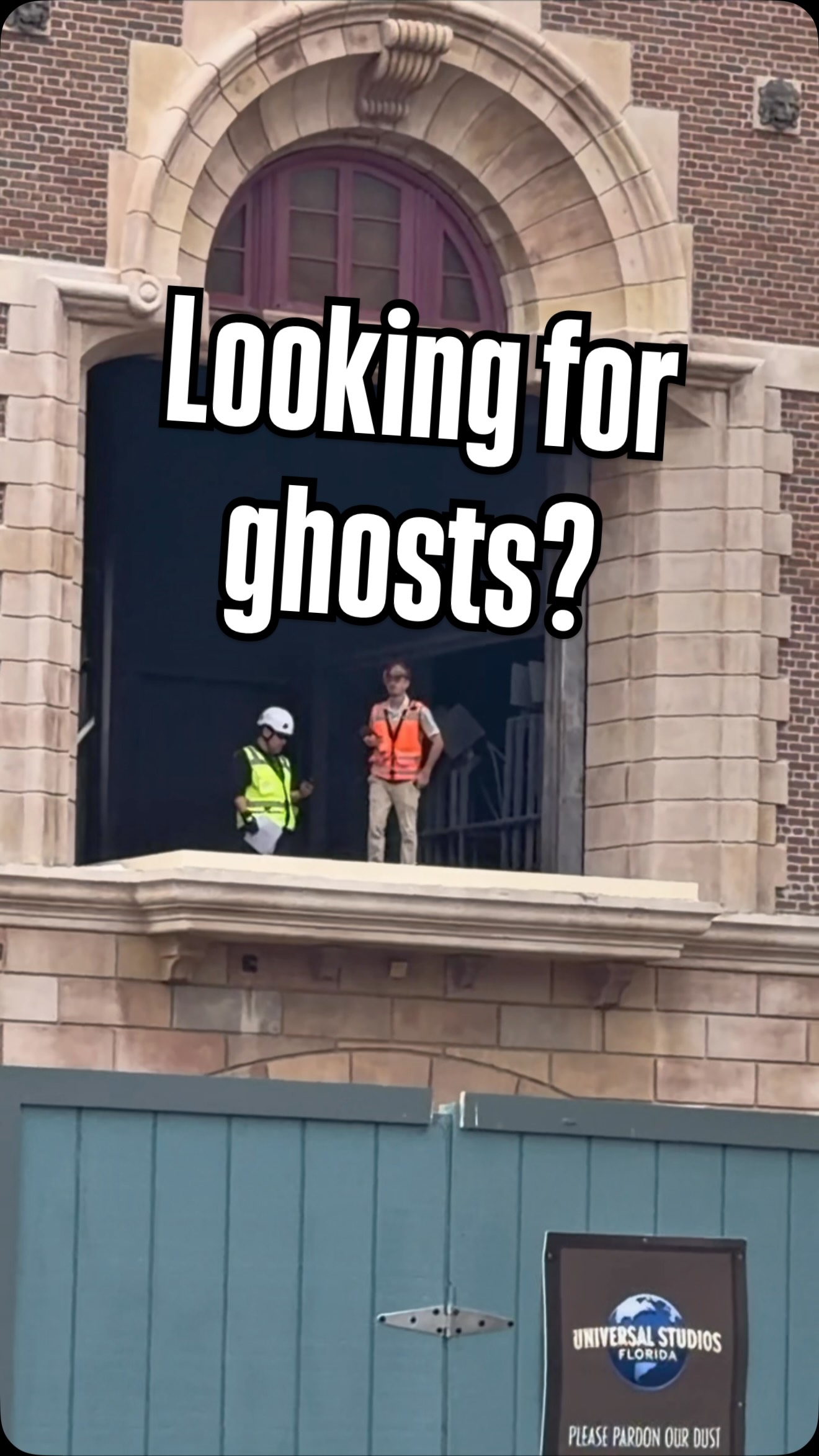 Hey, fellas! Are you gonna spend the night? To try it out? 👻
-
#universalstudiosflorida #ghostbusters #dontbesuspicious